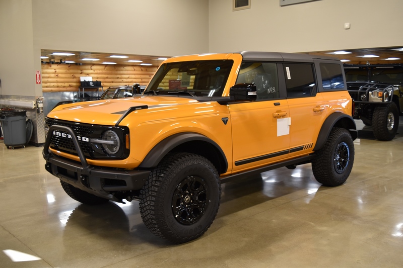 2021 Ford Bronco First Edition RubberDuck 4x4