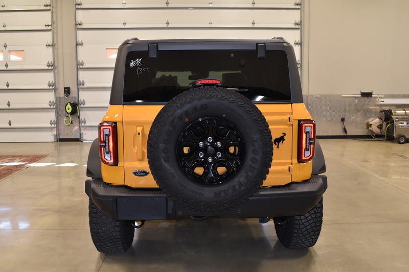2021 Ford Bronco First Edition RubberDuck 4x4